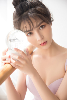 美女射击动作片